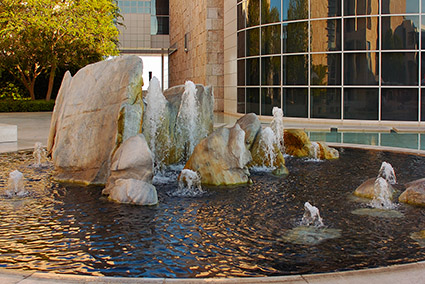 CentralFountain_GettyCenter_HS9102