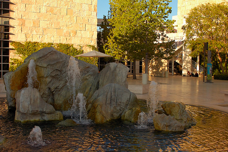 CentralFountain_GettyCenter_HS9112