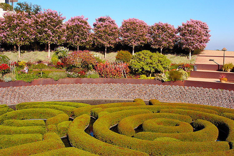 FloatingAzaleaMaze_GettyCenter_HS8884