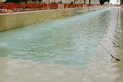 LongPool_ArchingJets_GettyCenter_2102