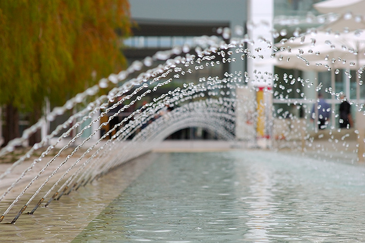 LongPool_ArchingJets_GettyCenter_3845