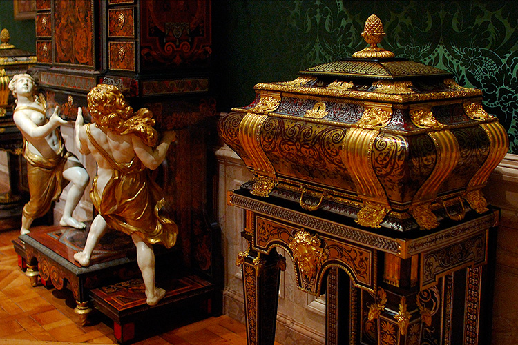 Cabinet_andCoffer_Boulle_3961