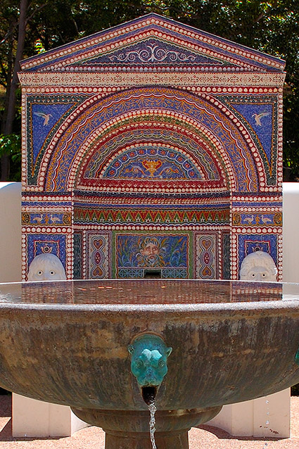 Mosaic-ShellFountain_EastGarden_GettyVilla_HS3547c