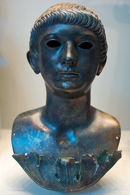 PortraitBust_of_aYouth_HS3663