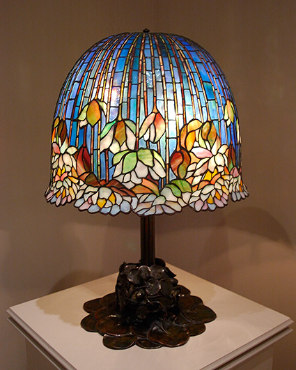 Tiffany_PondLily_Lamp_4541