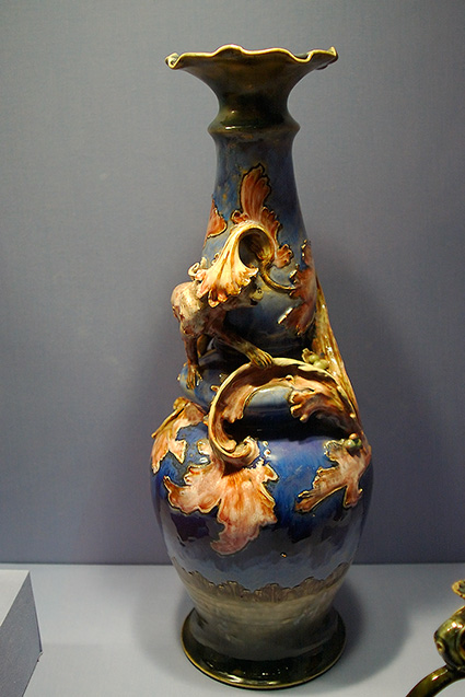 Vase_withBlueGlaze_PinkLeaves_4553