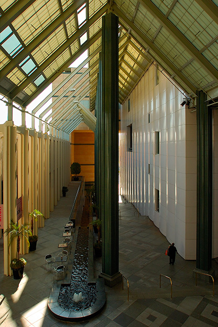 LACMA_Atrium_Walkway_0862