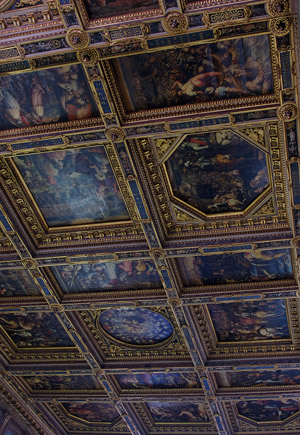 Ceiling_Hall_of500_5392