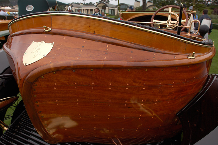 Peugeot13_Skiff_Detail_X4642