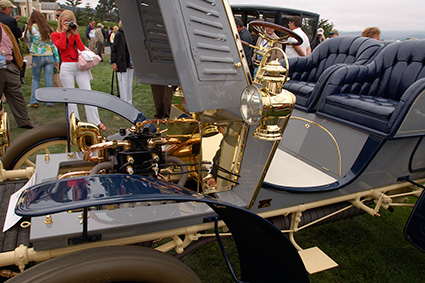 PierceArrow_03_Detail_X4707