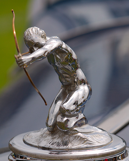 PierceArrow_Ornament_X4789