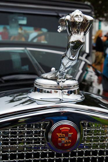 Cadillac30_452_Ornament_X4670