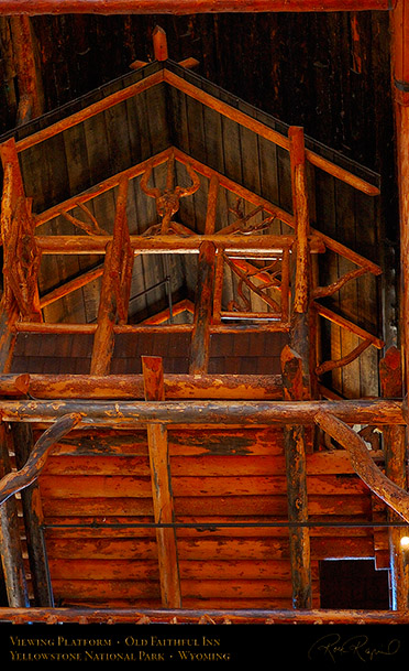 OldFaithful_Inn_Yellowstone_9562