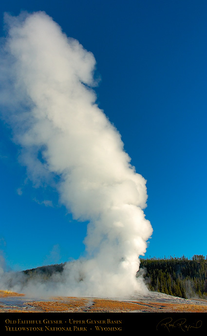 OldFaithful_atSunrise_0351