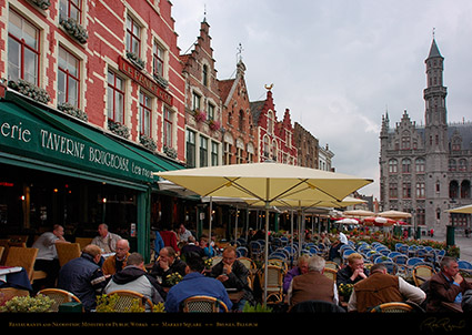 Bruges_Market_Square_Restaurants_1941