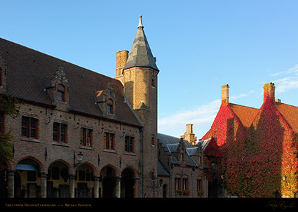 Gruuthuse_Museum_Courtyard_2430