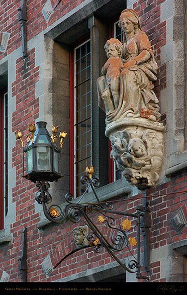 Bruges_Madonna_Beguinage_2751
