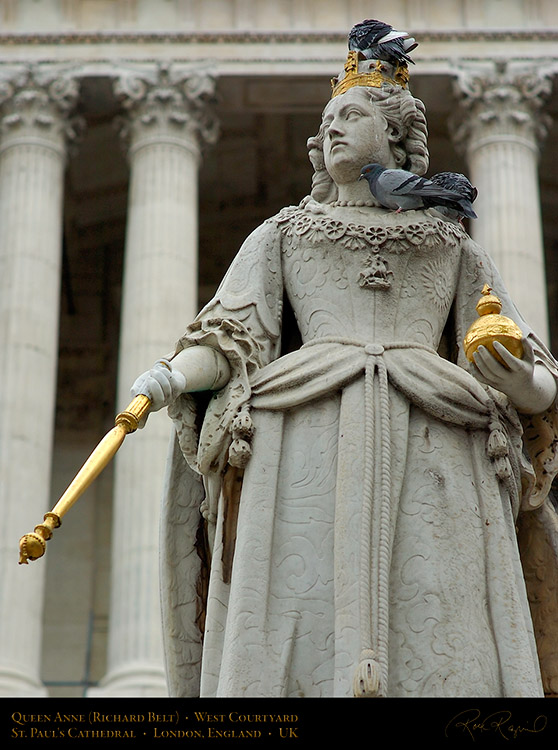 QueenAnneStatue_StPaulsChurchyard_1120