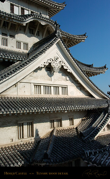 HimejiCastle_RoofDetail_0519