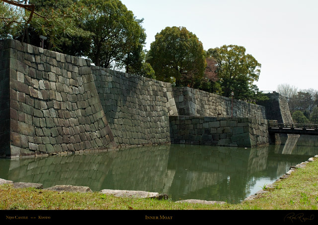 NijoCastle_Moat_9204