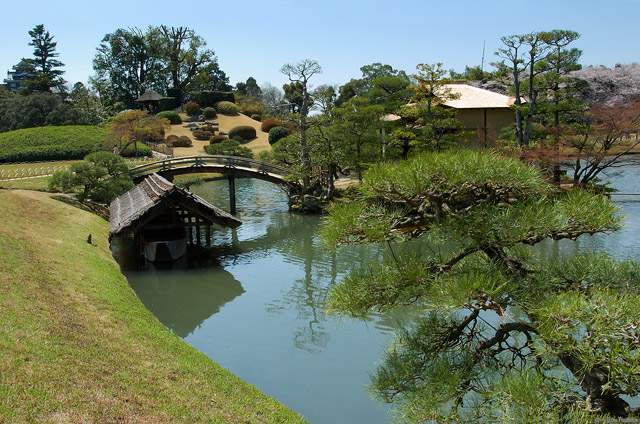 Korakuen_Sawa-no-ike_Naka-no-shima_0376