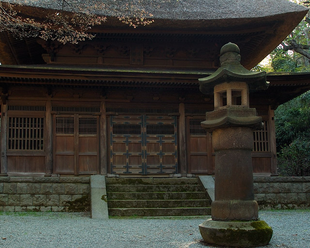 Sankeien_Tokeiji_Sanctum_detail_7858