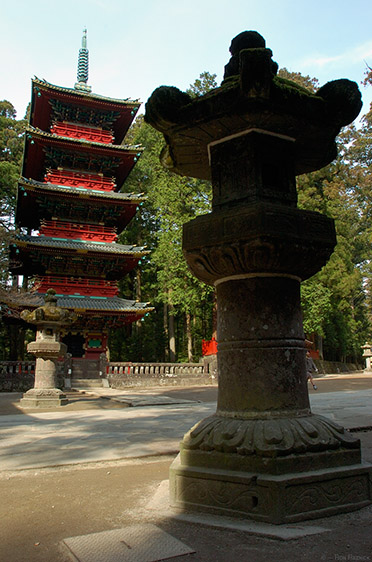 Nikko_Gojunoto_8841