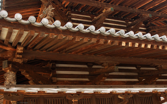 Horyuji_Kondo_detail_9972