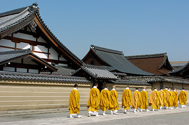 Toji_Monks