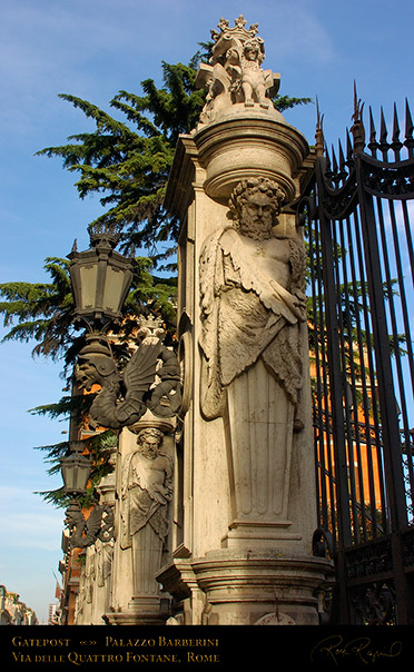 PalazzoBarberini_Gatepost_7899