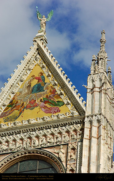 Central_Gable_Siena_Cathedral_6036