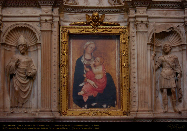 Piccolomini_Altar_Detail_6220