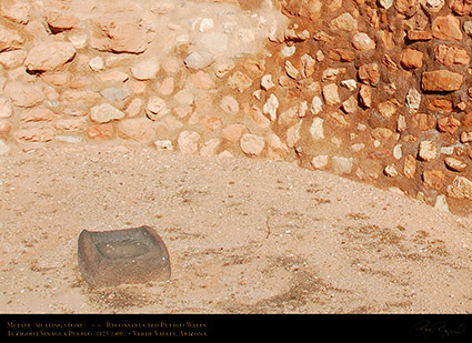 Tuzigoot_Metate_Walls_X0216c