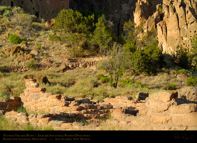 Tyuonyi_Ruins_Bandelier_X5474