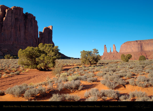 Monument_Valley_Rain_God_Mesa_and_3_Sisters_X1803