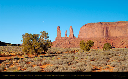 Monument_Valley_3_Sisters_Mitchell_Mesa_X1807