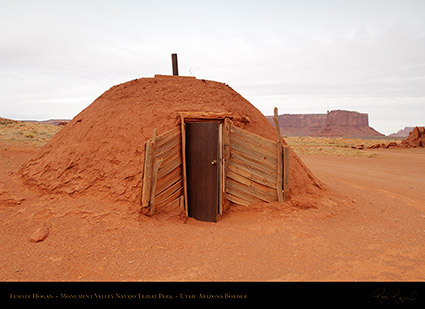 Monument_Valley_Female_Hogan_X1565