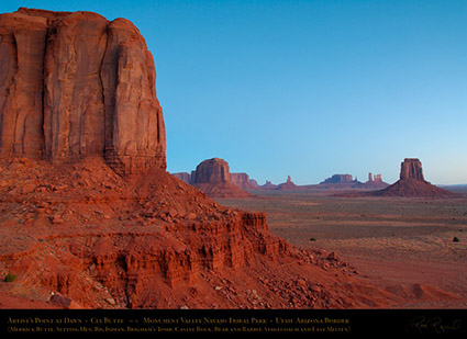 Monument_Valley_Artist's_Point_at_Dawn_X1715
