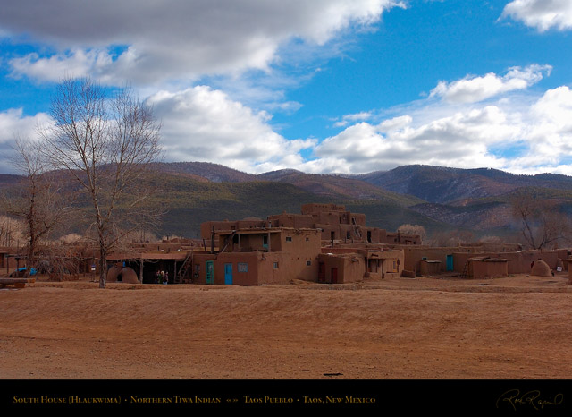 Taos_Pueblo_South_House_HS6510