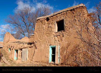 Ranchos_de_Taos_Plaza_Ruins_HS6481