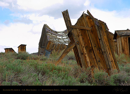 Bodie_Leaning_Outhouse_3256