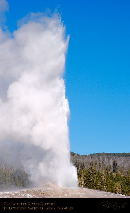 OldFaithful_Eruption_9596