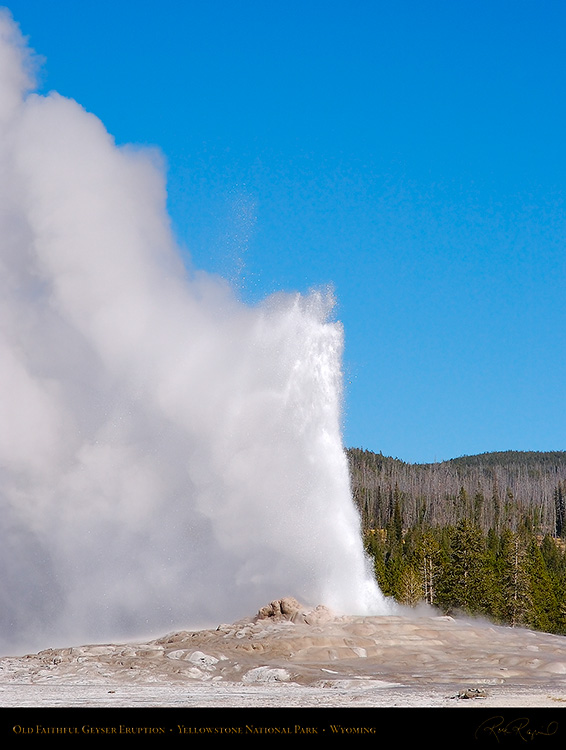 OldFaithful_Eruption_9600M