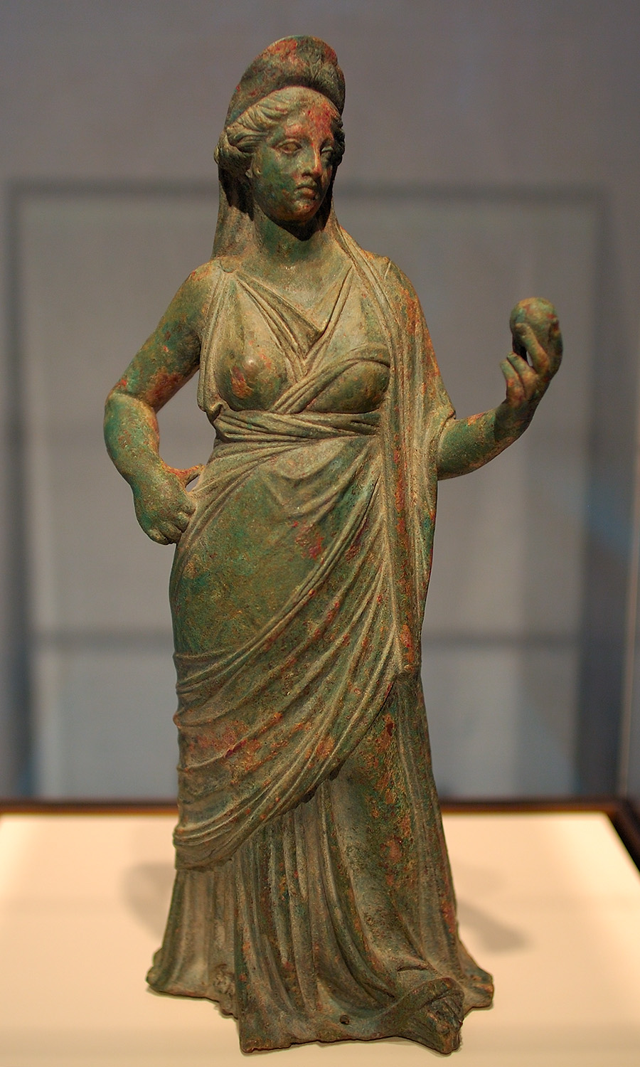 Category:Statues of Aphrodite - Wikimedia Commons
