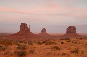MonumentValley_Mittens_MerrickButte_Dusk_X1708XLsigned