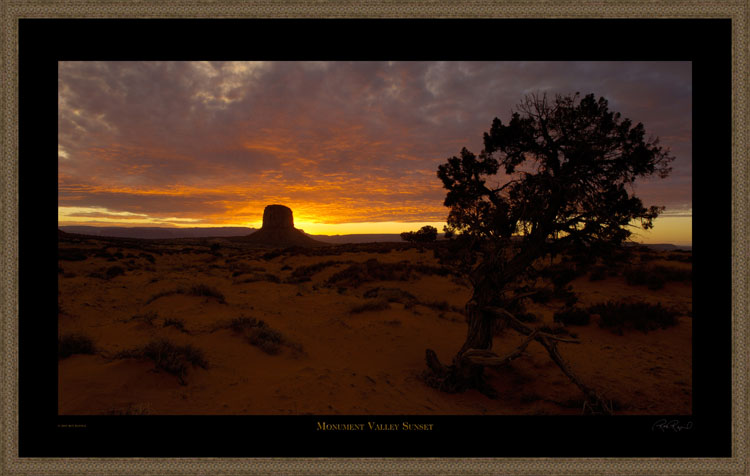 MonumentValleySunset_s